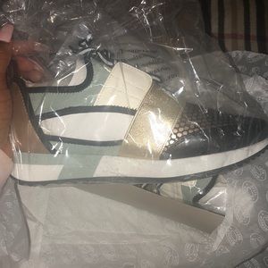 Steve Madden sneakers